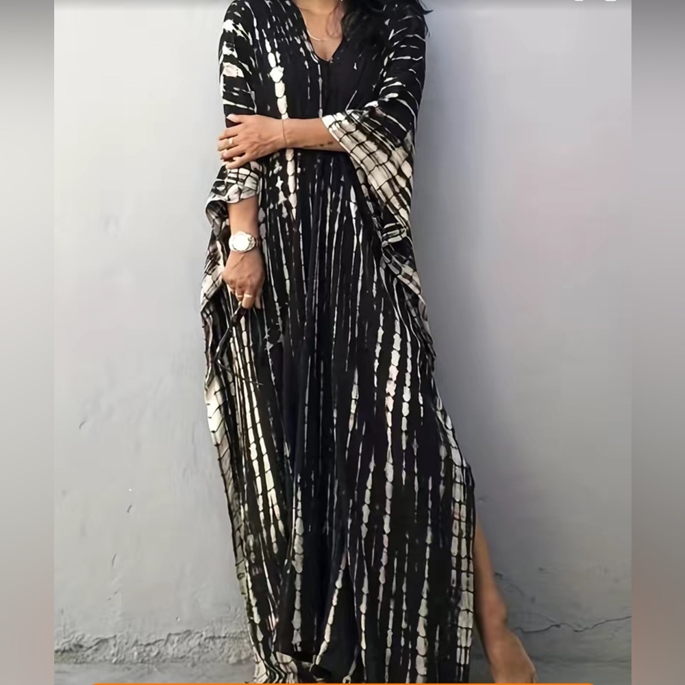 Black and white Caftan - Picture 6 of 9